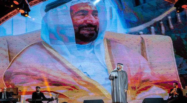 حسين الجسمي وجمهور «خورفكان» يشعلون منصات السوشيال ميديا باستقبال العام الجديد 2023
