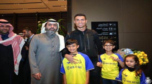 رونالدو يصل الرياض للانضمام إلى النصر