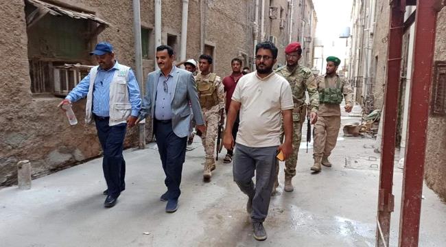 الداؤودي يتسلم مشروع إعادة تأهيل الممرات الخلفية في بلوك ( 50 ) من الجهة المنفذة