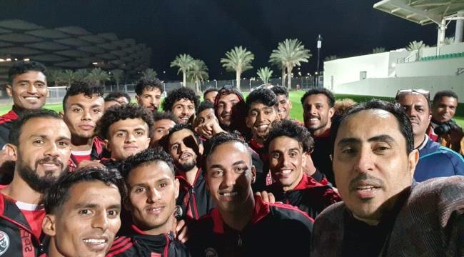 البكري يرفع من معنويات لاعبي المنتخب اليمني قبل لقاء السعودية