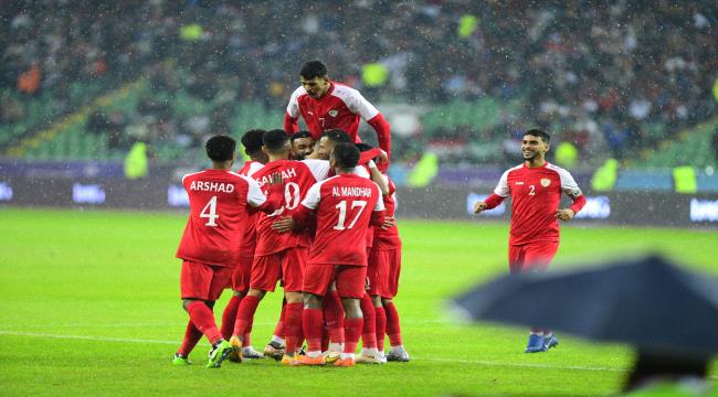 منتخب عمان يضع قدما في نصف نهائي خليجي 25 بالفوز على اليمن