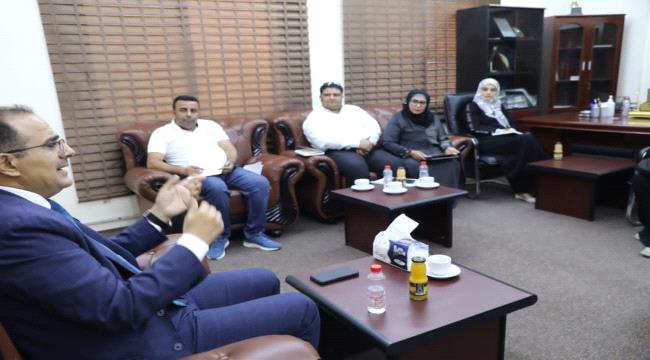 وزير الصحة يرأس اجتماعا تقييميا للمرافق الصحية