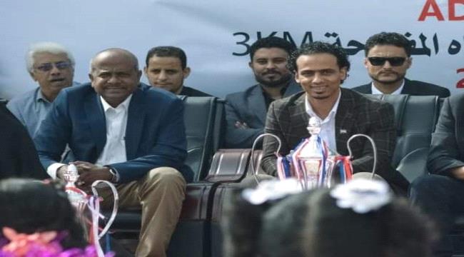 السقاف يُعزَّي الخليفي بوفاة شقيقه