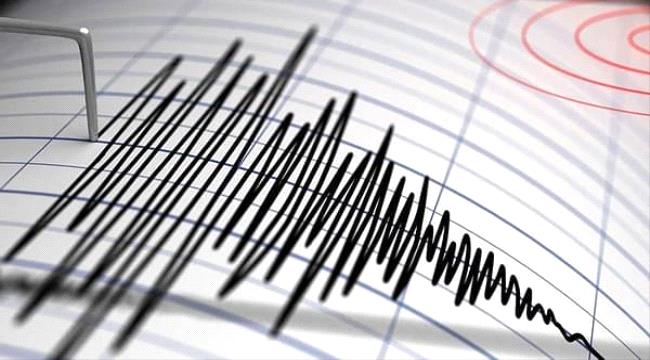 زلزال يضرب منطقة حدودية بين تركيا وإيران وأنباء عن خسائر مادية