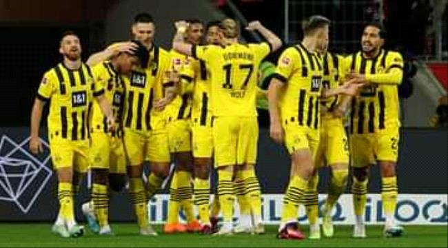 بروسيا دورتموند يتجاوز باير ليفركوزن ويشعل الصراع على اللقب