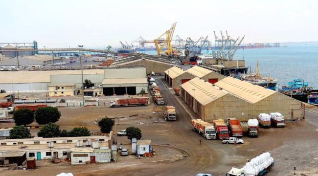 إفراغ حمولة بلغت 13 طن في ميناء المعلا بوقت قياسي