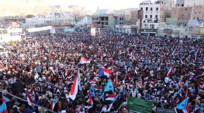 قيادي في الانتقالي : سيرحل المحتل سلما أو حربا من وادي حضرموت 