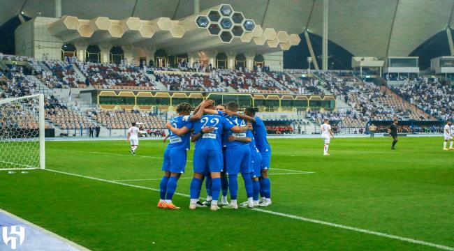 الهلال السعودي يضرب شقيقه الكويت الكويتي برباعية ودية 