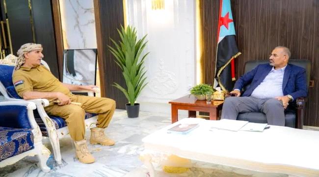 الرئيس عيدروس الزُبيدي يُثني على جهود أمن محافظة لحج 