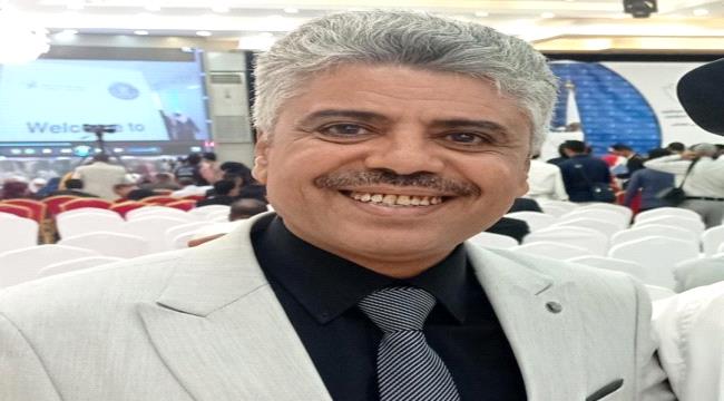علقوا "البرتقالة" على شجرتنا