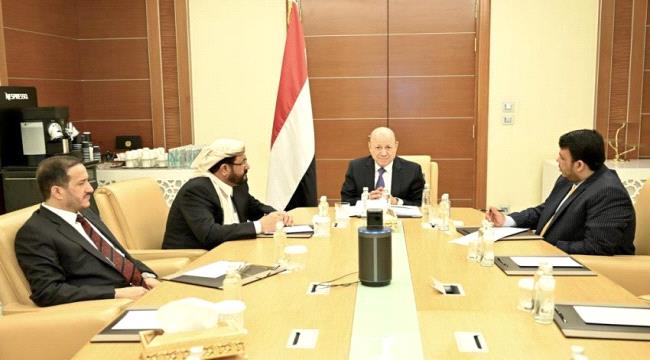 على ماذا ركز مجلس الرئاسة اليمني في اجتماع الخميس ؟