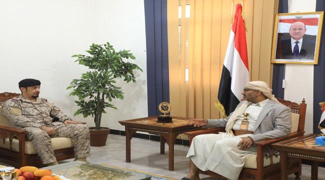 طارق صالح يستقبل في تعز قيادات عسكرية سعودية رفيعة