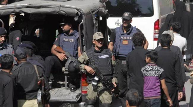 قتلى وجرحى من الشرطة الباكستانية في هجوم انتحاري