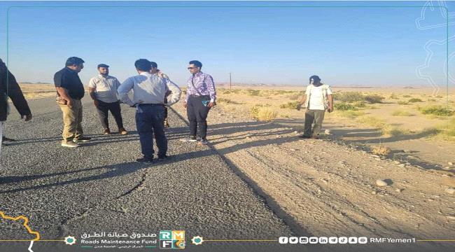 شبوة.. صندوق صيانة الطرق والجسور يسلم الجهة المنفذة مشروع خط عتق العبر 