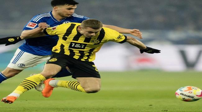 بروسيا دورتموند يمنح بايرن ميونخ الأنفراد بصدارة الدوري الألماني بالتعادل مع شالكه