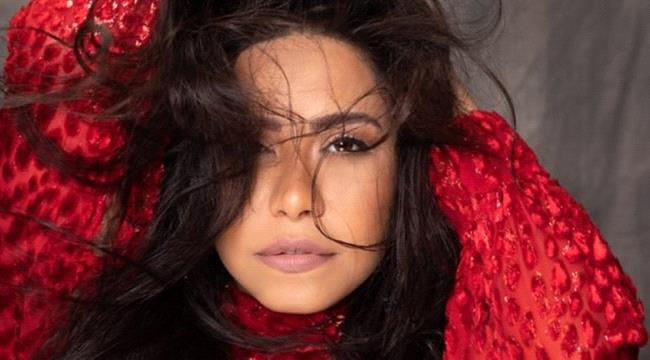 شيرين عبد الوهاب تعود بإعلان وأغنية