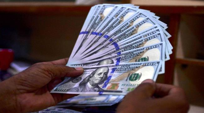 الاقتصاد العالمي يترقب مكاسب تراجع الدولار