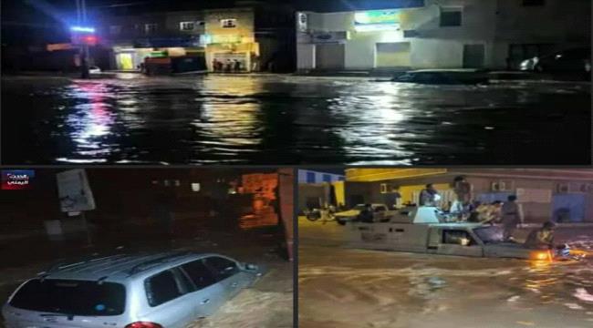 بالصور.. سيئون تغرق بالأمطار 