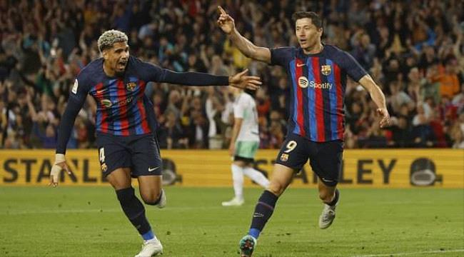 برشلونة يقترب من لقب الليجا بالفوز على أوساسونا
