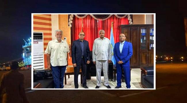 السفير مداوي يبحث مع والي البحر الاحمر اوضاع الجالية اليمنية في بورتسودان