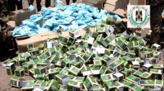 إتلاف كمية كبيرة من "الشمة" المهربة في الضالع