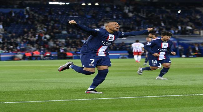 مبابي يقود باريس سان جيرمان للاقتراب من حسم الدوري الفرنسي