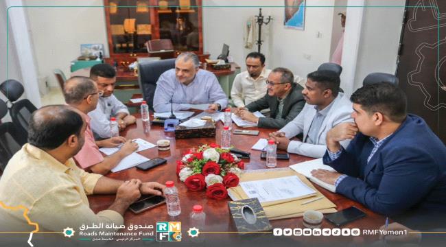 الماس يلتقي وكيل حضرموت ويناقش مشاريع الطرقات بالمحافظة 