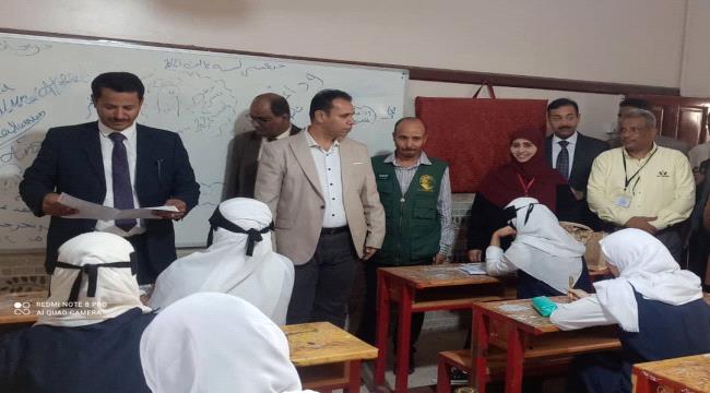 العباب والشوذبي وجواد يدشنون اختبارات الثانوية العامة في عدن