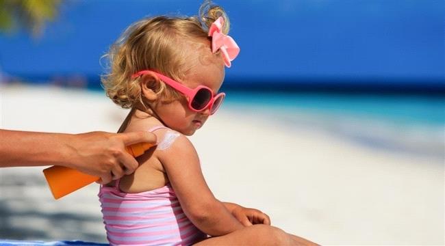 نصائح لحماية الأطفال من حروق الشمس