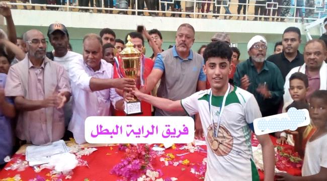 لحج.."الراية الأهلية" تتوج ببطولة الدوري التنشيطي لمسابقة كرة القدم الخماسية