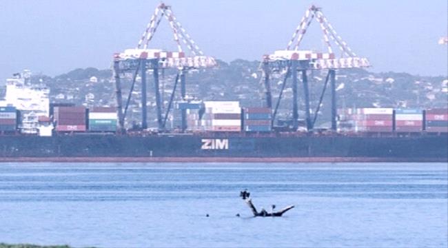الحوثيون: إحراق «ZIM» في البحر الأحمر والقادم أعظم!