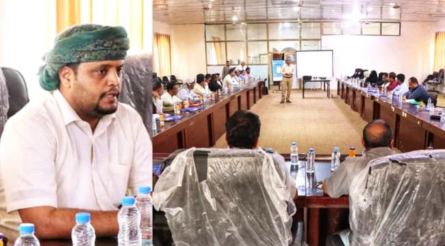 رئيس جامعة المهرة يدشن دورة تطوير المهارات للقيادات الأكاديمية والإدارية