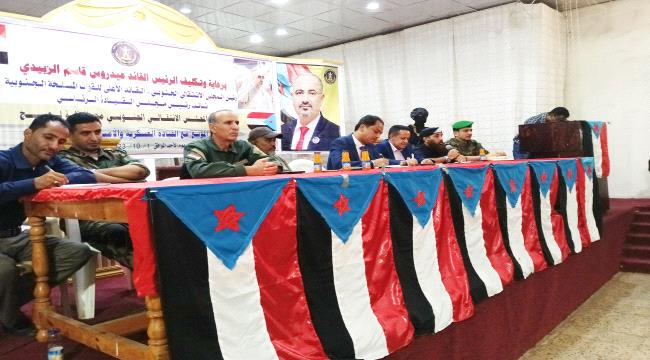 قيادي انتقالي : تُمارس علينا ضغوطات بشكل غير عادي أبرزها مرتبات قواتنا