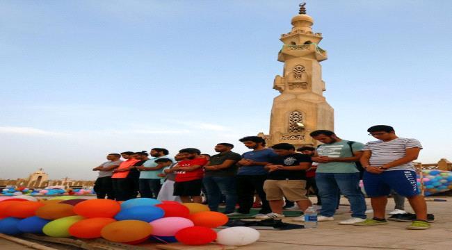 مصر تجدد الخطاب الديني بأئمة عسكريين