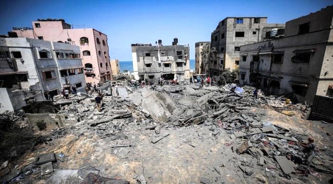 صحفي إسرائيلي : قريباً سنرفع علم إسرائيل على "قطاع غزة" 