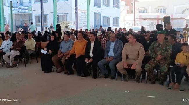 تدشين الحفل الفني والكرنفال الطلابي المدرسي في مديرية المنصورة 