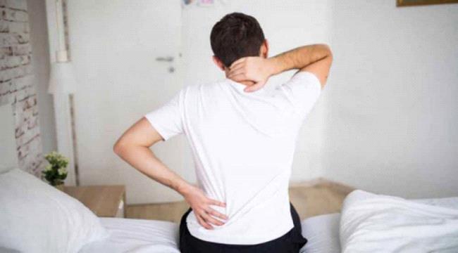 آلام فقرات الرقبة.. الأسباب والأعراض وطرق العلاج