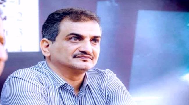 "لملس" يعزي العميدين علي وحيمد الجنيدي وإخوانهما بوفاة والدتهم