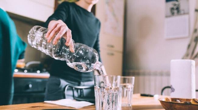 الماء.. مخاطر عدم شرب الكمية الكافية