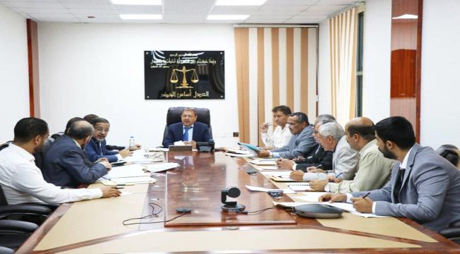 حركة تنقلات قضائية في محافظتي تعز وشبوة