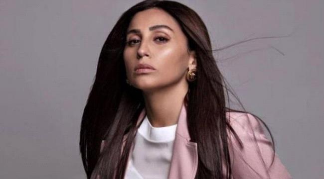 الممثلة المصرية دينا الشربيني تفقد والدتها بعد أشهر من رحيل والدها