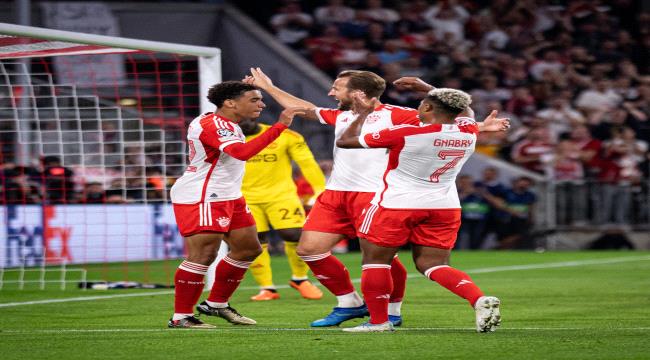 بايرن ميونخ يحبط انتفاضة مانشستر يونايتد في دوري أبطال أوروبا