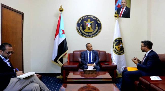 الخبجي يستقبل مدير مكتب المبعوث الأممي في عدن