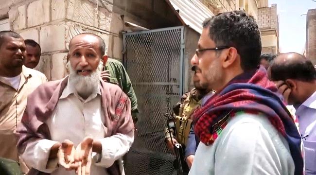 تشجيع خطوات الحكومة لكي ينال المعلم والمتقاعد أبسط حقوقهم والعيش الكريم