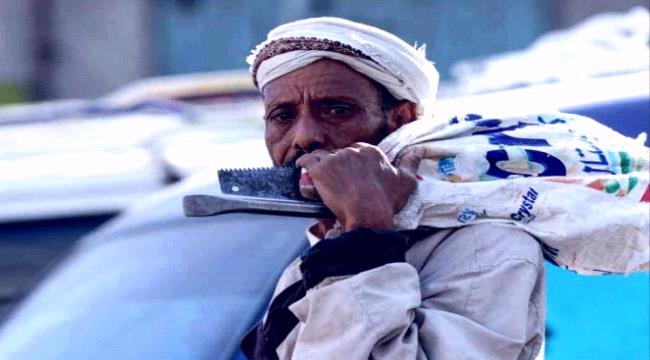 مسؤولو السلطات الشرعية يتلقون أكبر "إهانة مستحقة"