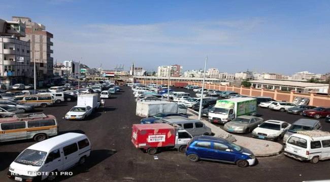 أهالي القلوعة بالتواهي يستغيثون بمحافظ عدن لانقطاع المياه منذ 4 أيام متواصلة 