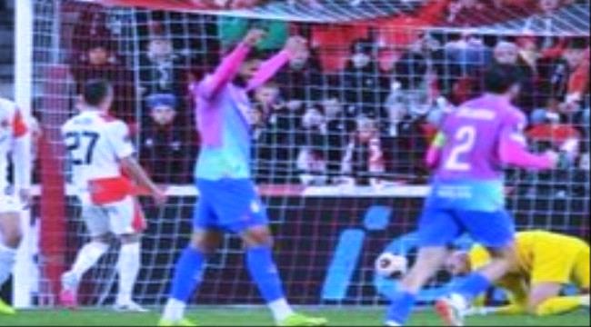 ليفربول يسجل نصف دستة أهداف وميلان يبلغ ربع نهائي الدوري الأوروبي