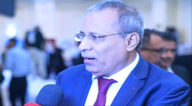 نائب رئيس "كاك بنك" يدعو إلى تدريس المواد المالية والمصرفية في مختلف المراحل الدراسية