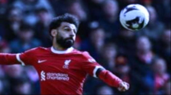 محمد صلاح يقود ليفربول إلى صدارة الدوري الإنجليزي