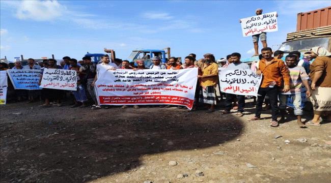 تجار مواد البناء بعدن : تُفرض علينا جبايات غير قانونية 